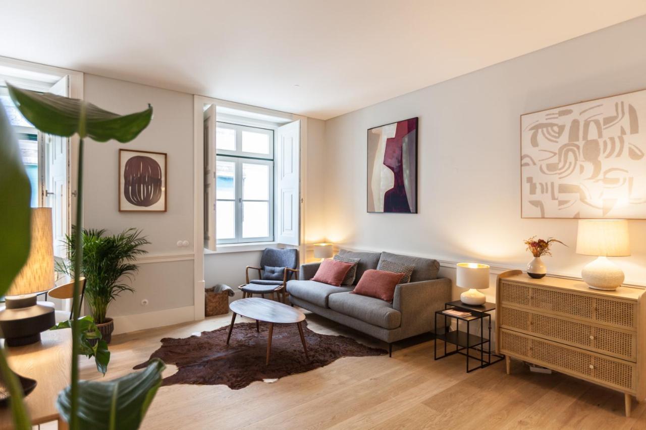 Appartamento Flh Praca Rossio Contemporary Flat Lisbona Esterno foto