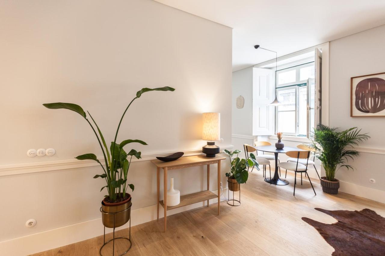 Appartamento Flh Praca Rossio Contemporary Flat Lisbona Esterno foto