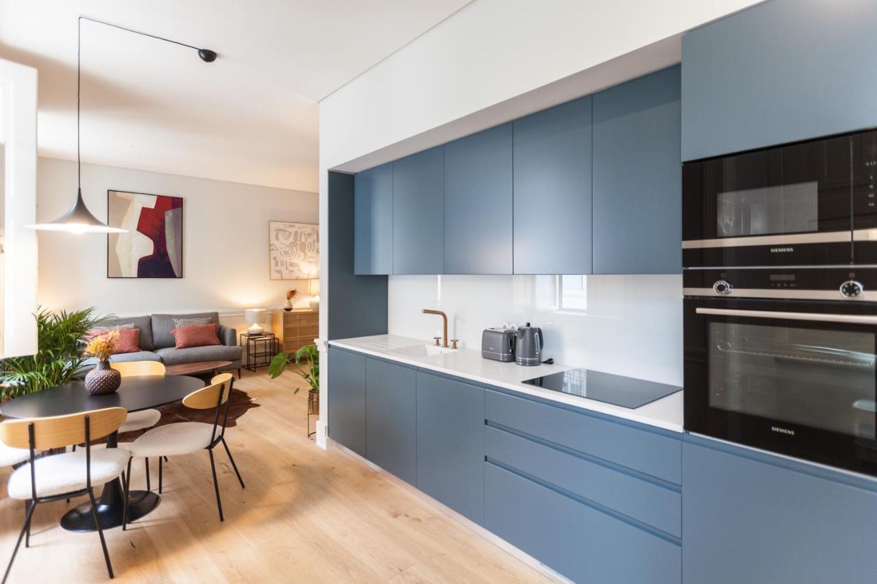 Appartamento Flh Praca Rossio Contemporary Flat Lisbona Esterno foto
