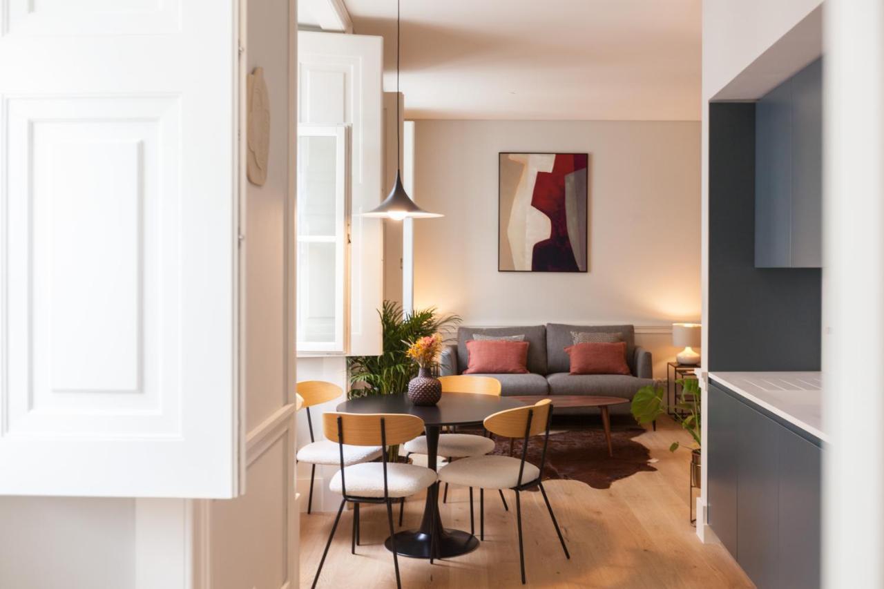 Appartamento Flh Praca Rossio Contemporary Flat Lisbona Esterno foto